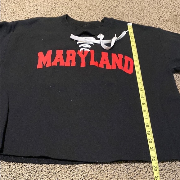 Black and Red Crewneck Maryland Sweatshirt - Picture 6 of 6